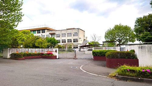 デジタルハリウッド大学は“Fラン寄り”？境界の実力を充足率130%で判定