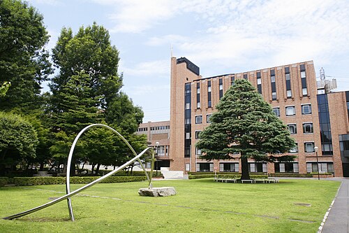 白百合女子大学は“誰でも入れる”Fラン？就職まで数字で判定した